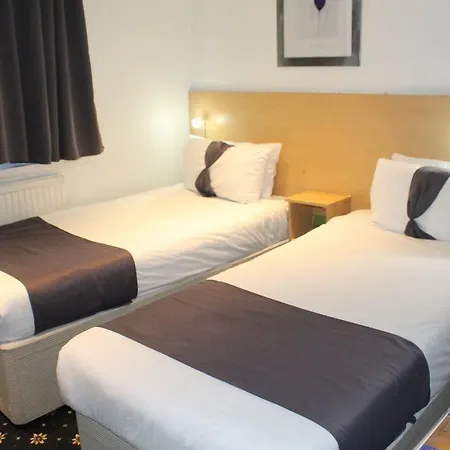 Clapham South Belvedere Hotel-3